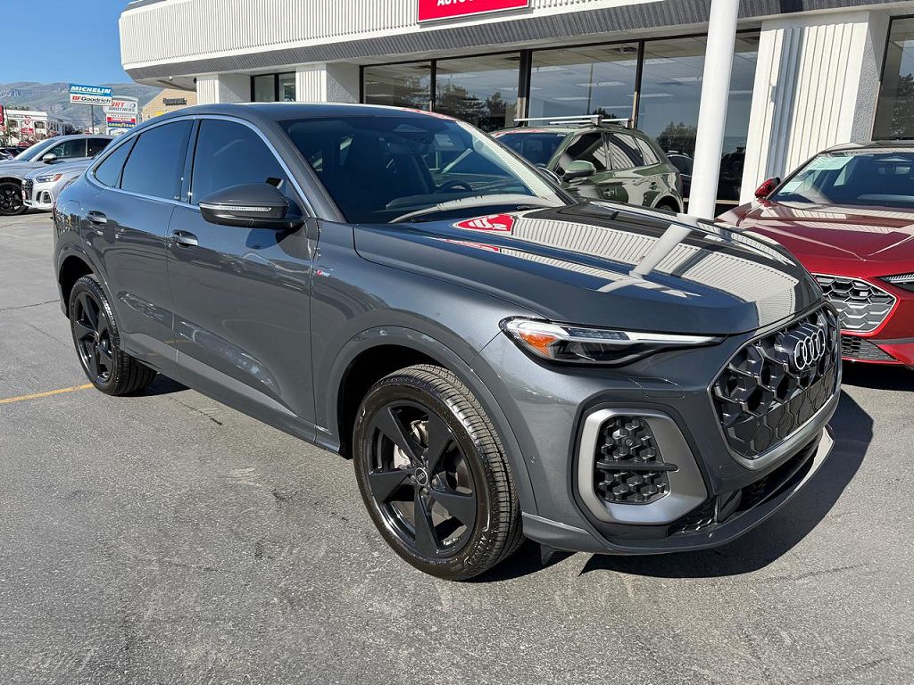 2025 Audi Q5 Premium Plus