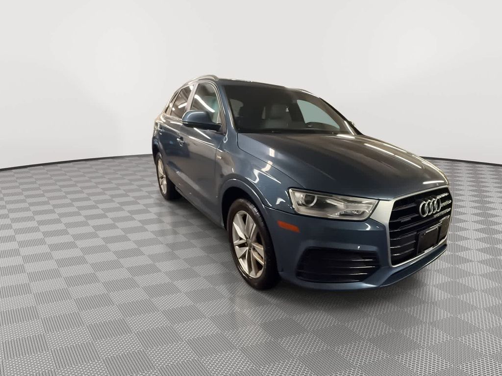 2018 Audi Q3 Premium quattro