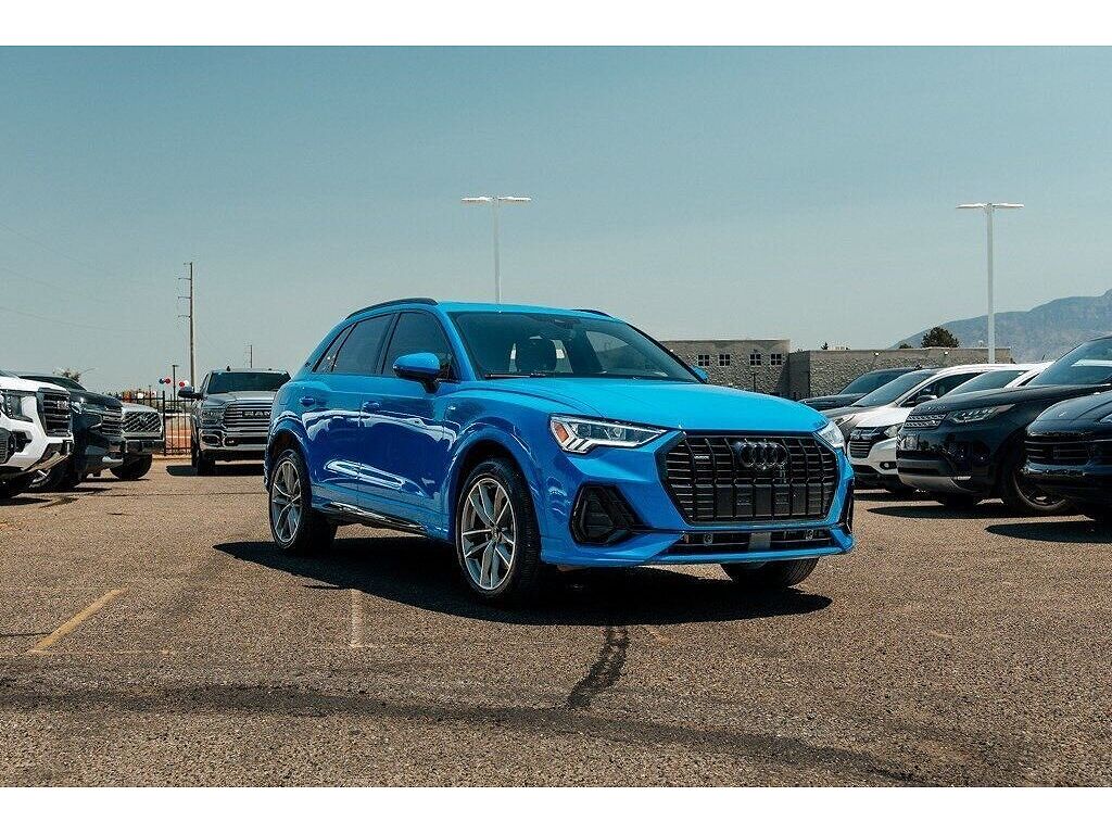 2023 Audi Q3 Premium Plus
