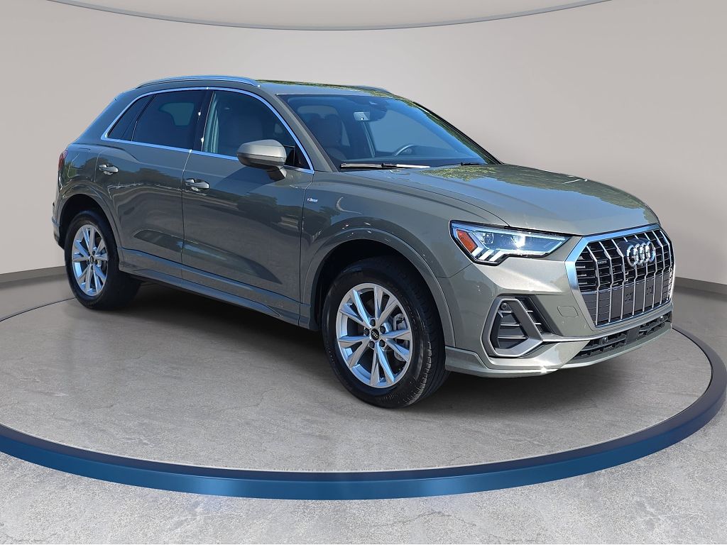 2025 Audi Q3 Premium Plus
