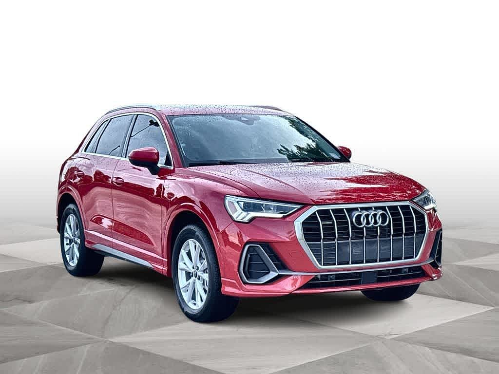 2025 Audi Q3 S line Premium Plus