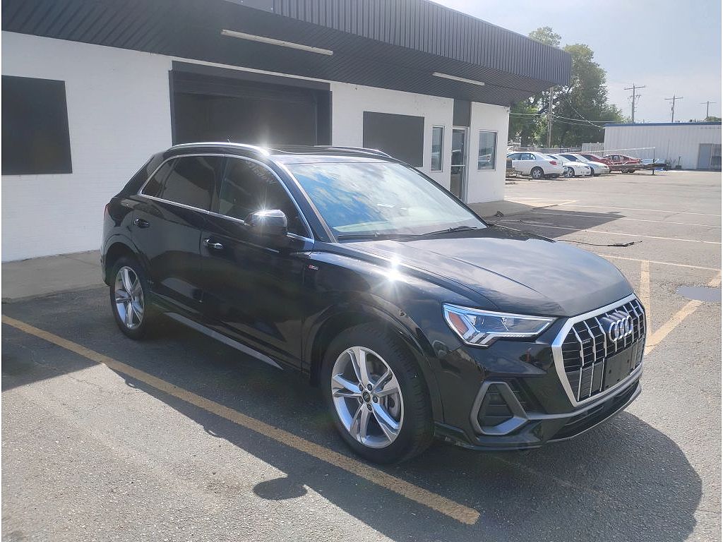 2022 Audi Q3 Premium Plus S line