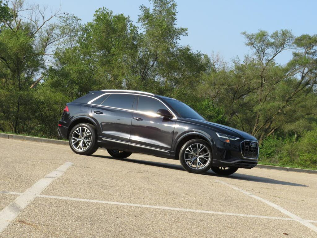 2021 Audi Q8 Premium Plus
