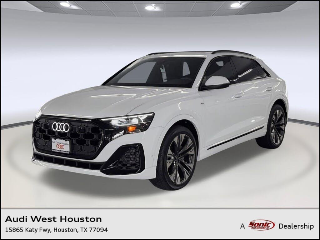 2026 Audi Q8 Premium Plus