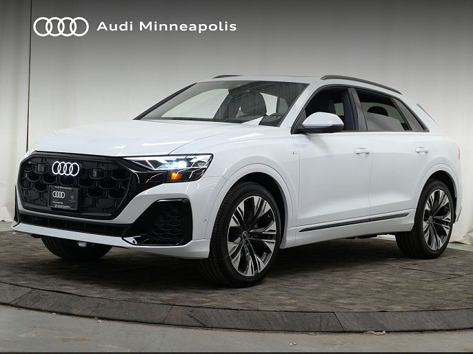 2026 Audi Q8 Premium Plus