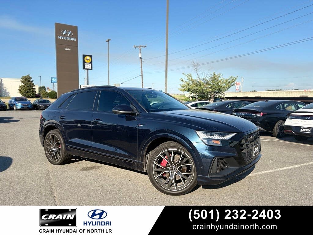 2023 Audi Q8 Premium Plus