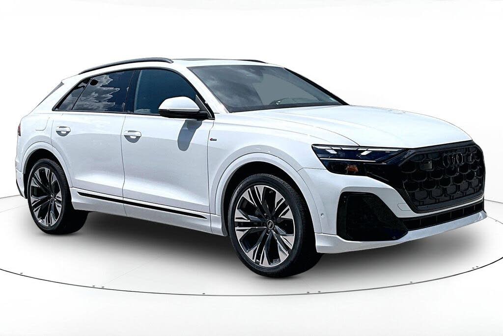 2026 Audi Q8 Premium Plus