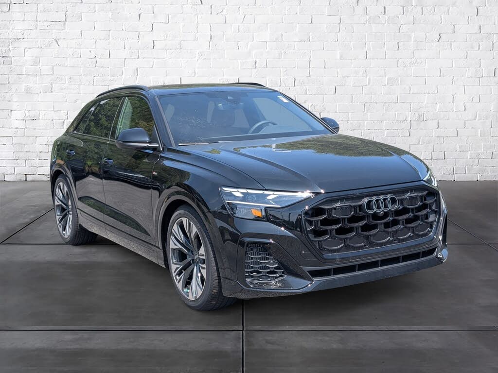 2026 Audi Q8 Premium Plus