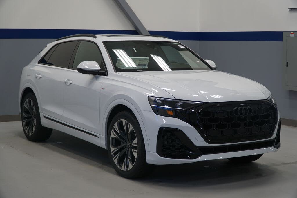 2026 Audi Q8 Premium Plus