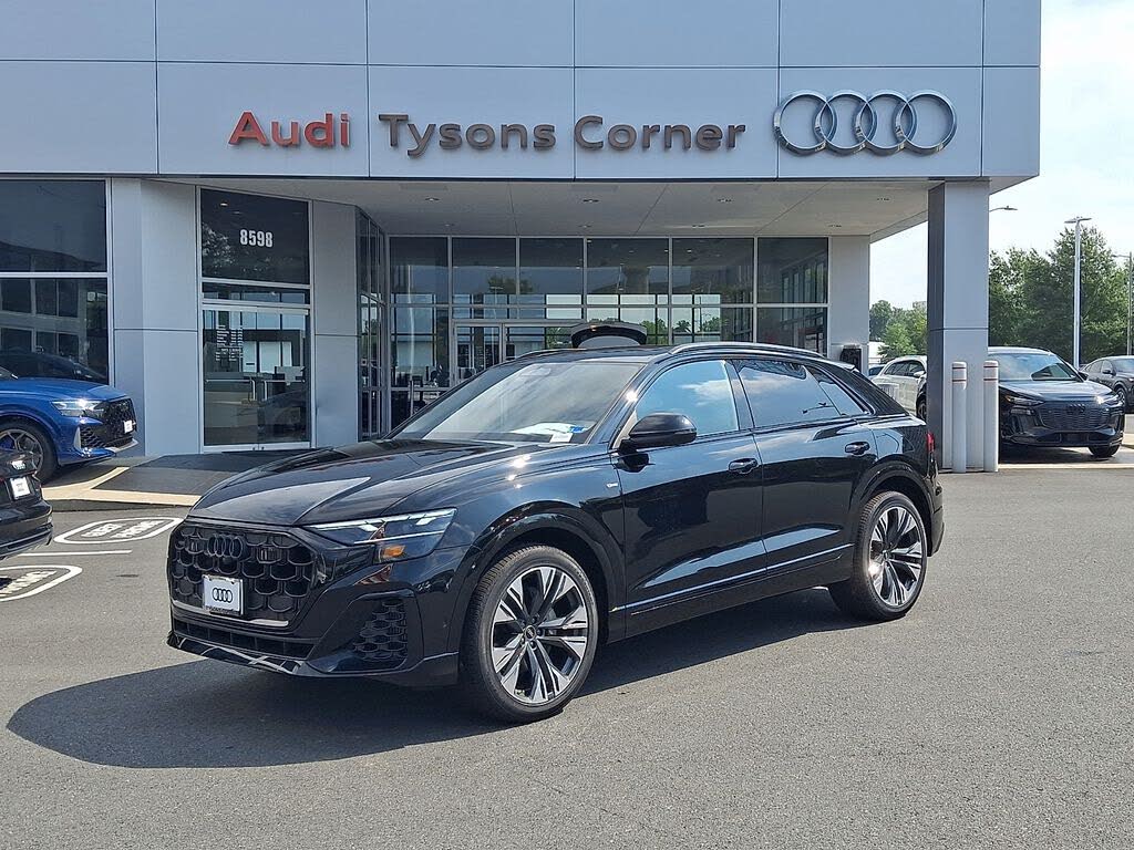 2027 Audi Q8 Premium Plus