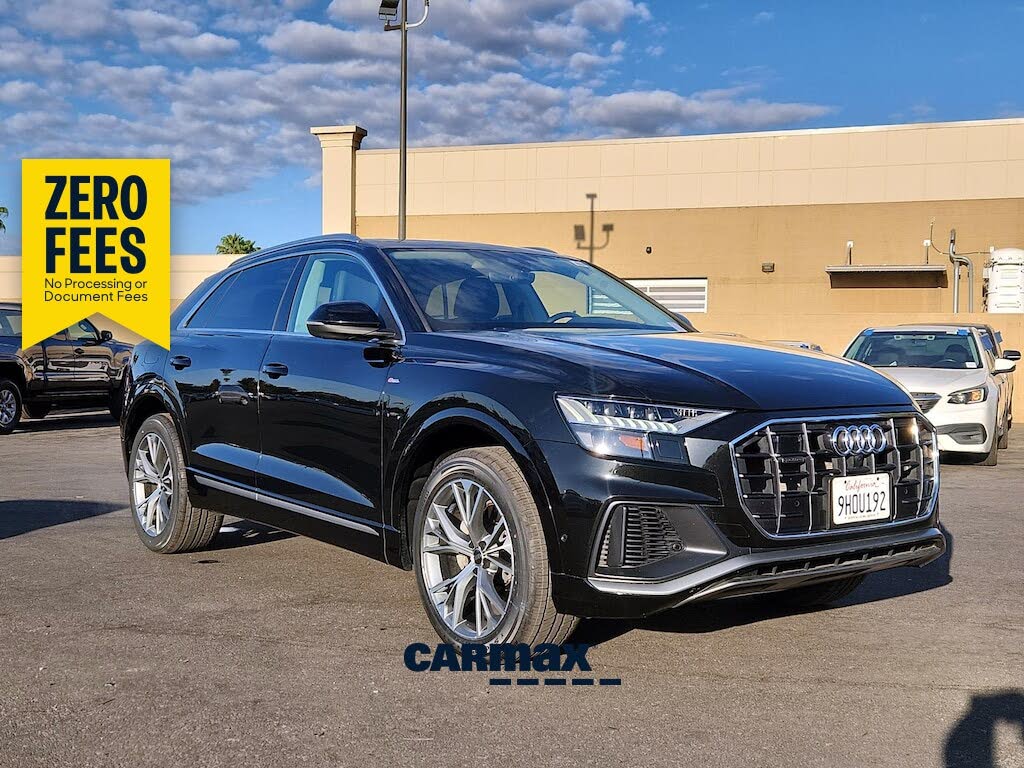 2023 Audi Q8 Premium Plus