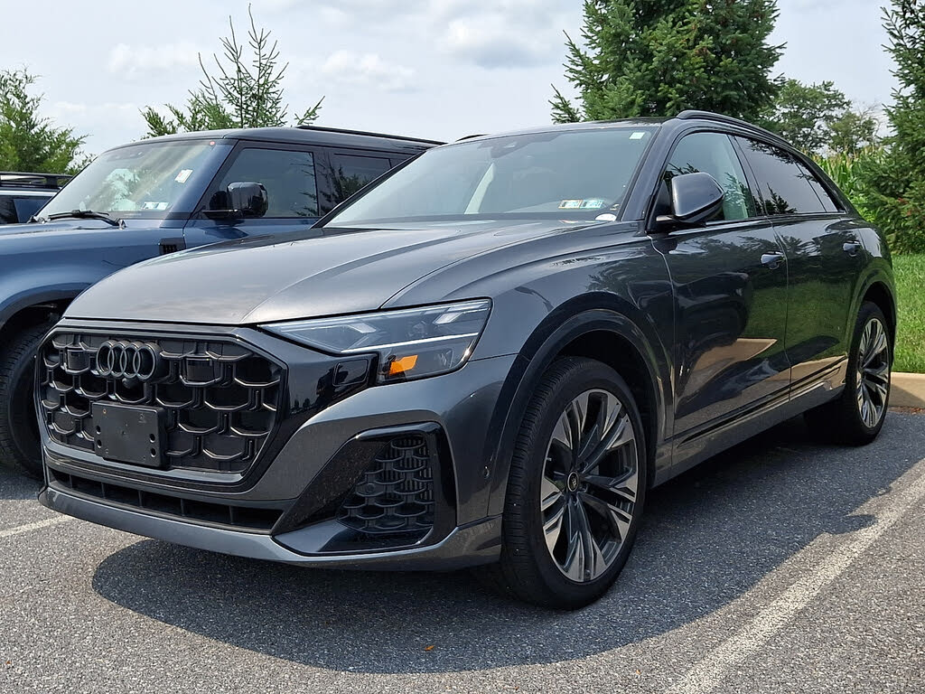 2024 Audi Q8 55 Premium