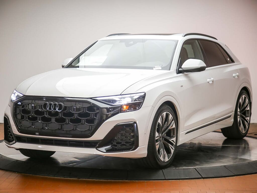 2026 Audi Q8 Premium Plus