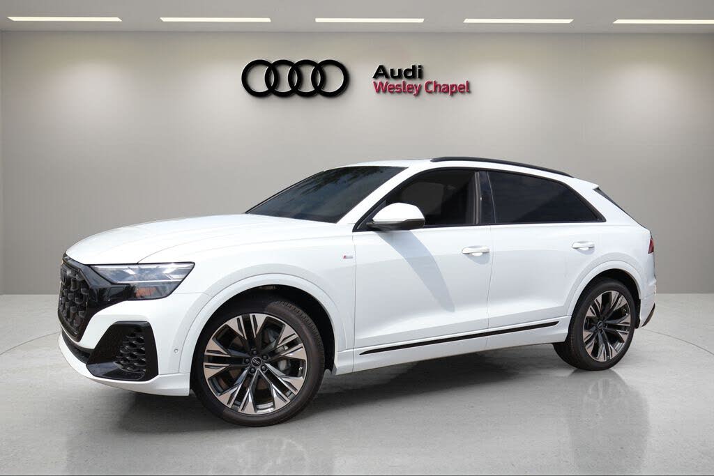 2026 Audi Q8 Premium Plus