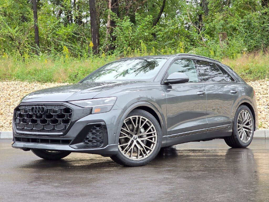 2027 Audi Q8 Premium Plus