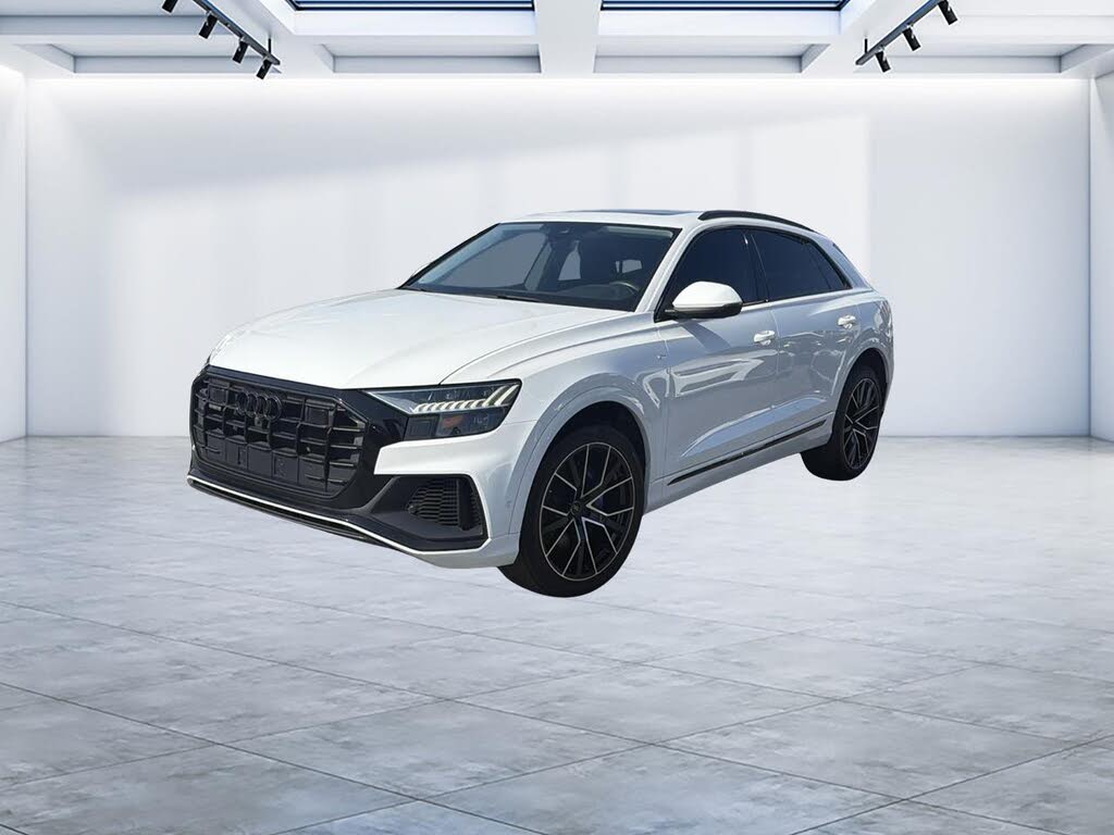 2023 Audi Q8 Premium Plus