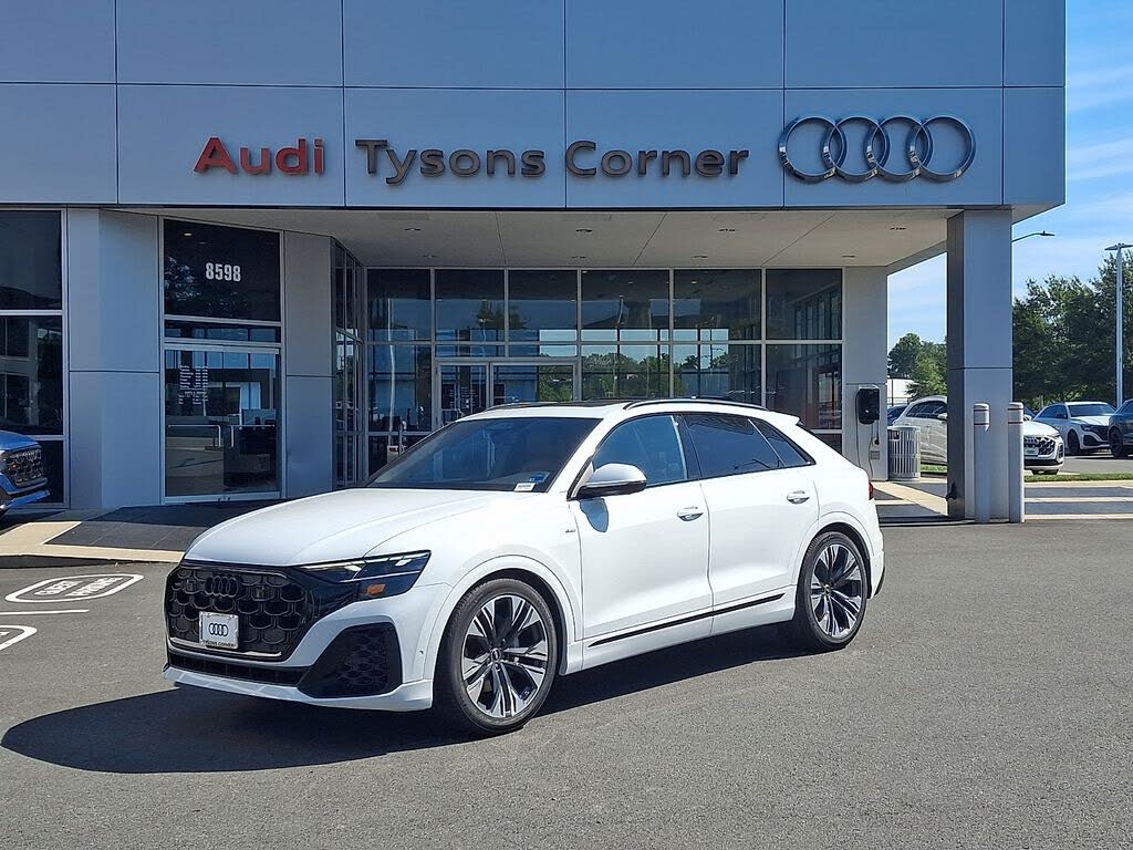 2027 Audi Q8 Premium Plus