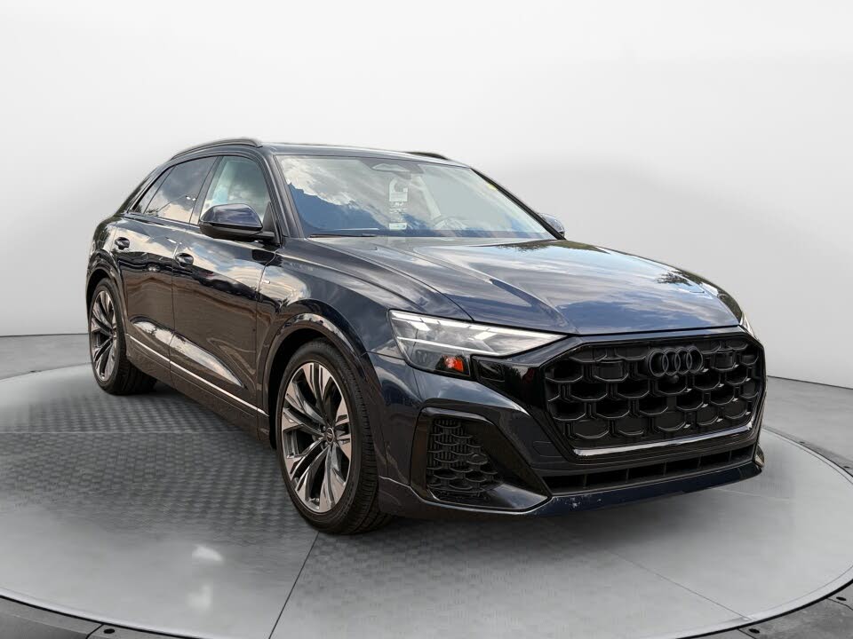 2027 Audi Q8 Premium Plus