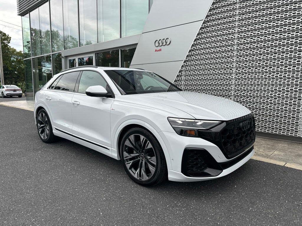 2026 Audi Q8 Premium Plus