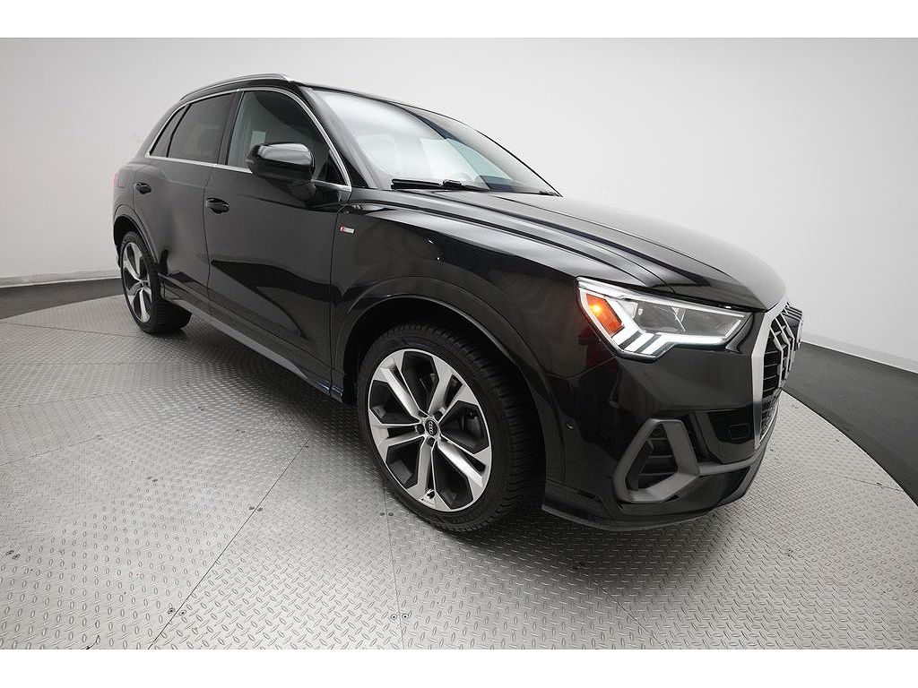 2019 Audi Q3 Prestige S line quattro