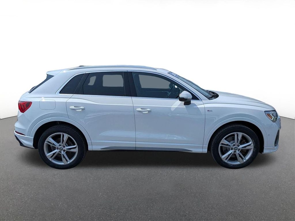 2020 Audi Q3 Prestige S line quattro