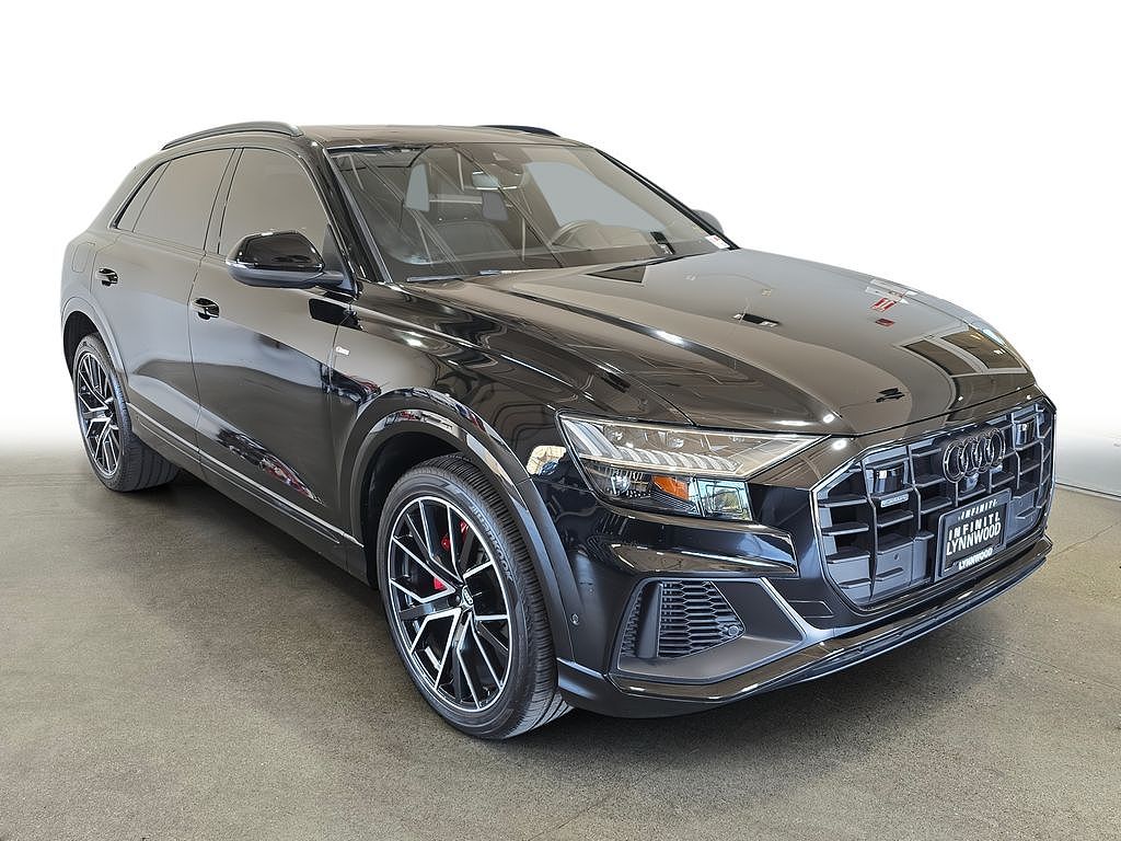 2021 Audi Q8 Prestige