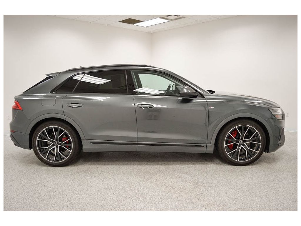 2022 Audi Q8 Prestige