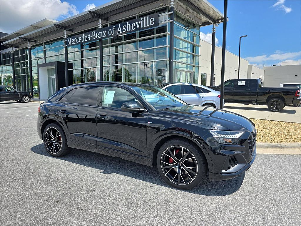 2023 Audi Q8 55 Premium