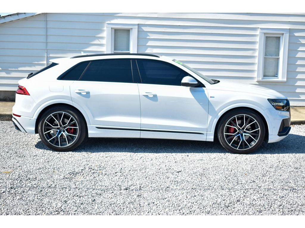 2022 Audi Q8 Prestige