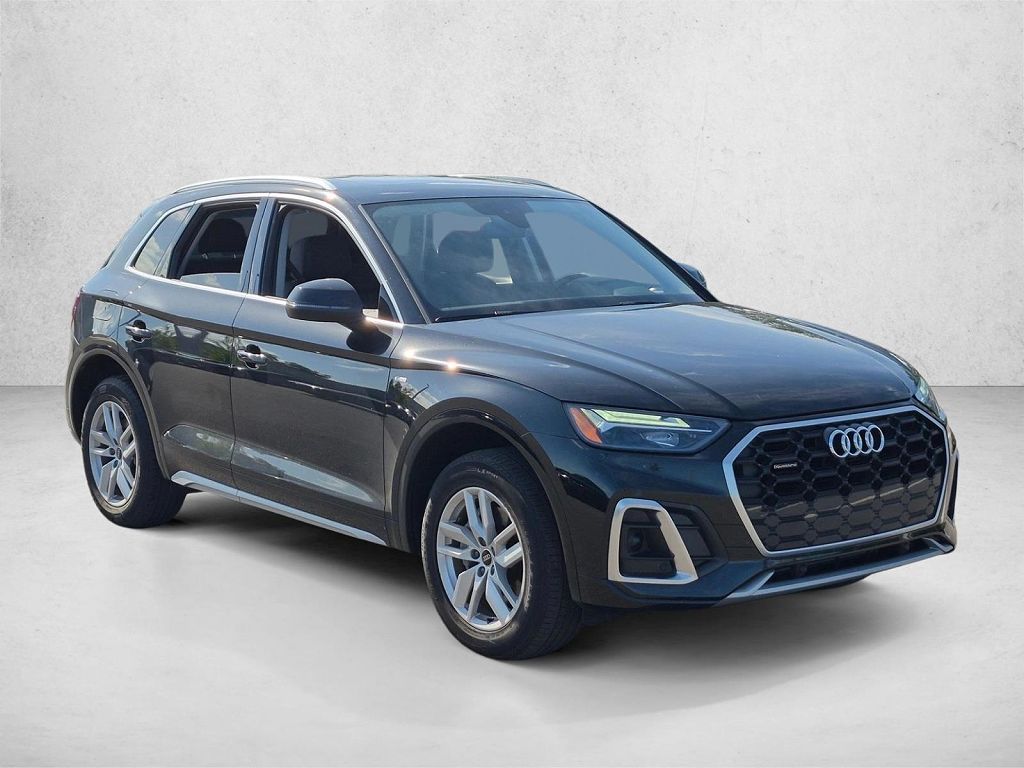 2023 Audi Q5 S line Premium