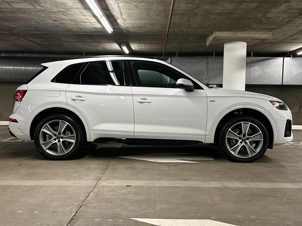 2025 Audi Q5 Premium S line