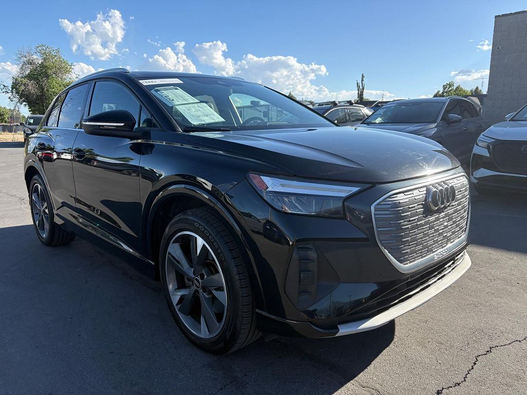 2022 Audi Q4 e-tron Premium Plus