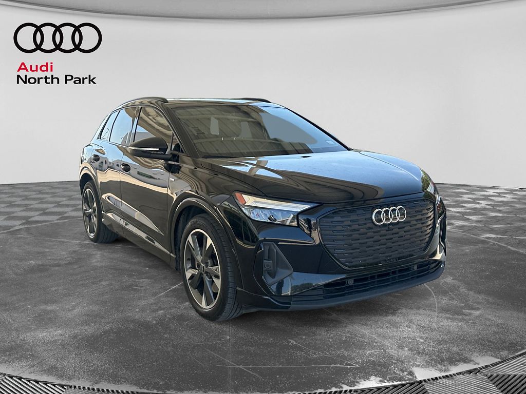 2024 Audi Q4 e-tron Premium