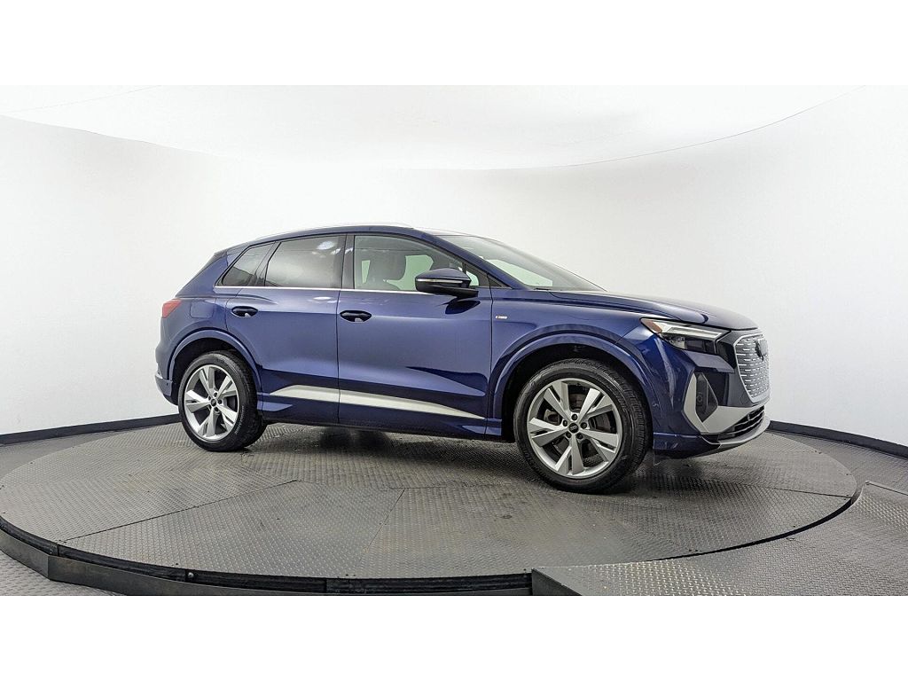 2023 Audi Q4 e-tron Premium Plus