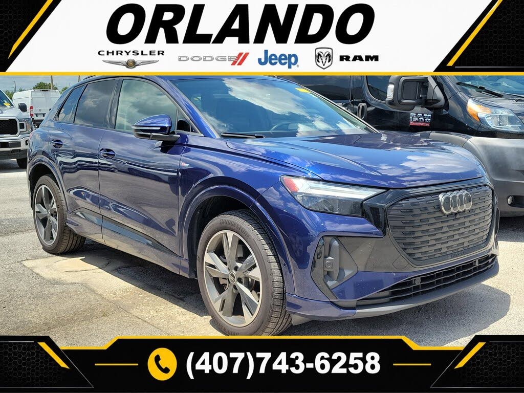 2024 Audi Q4 e-tron Premium Plus