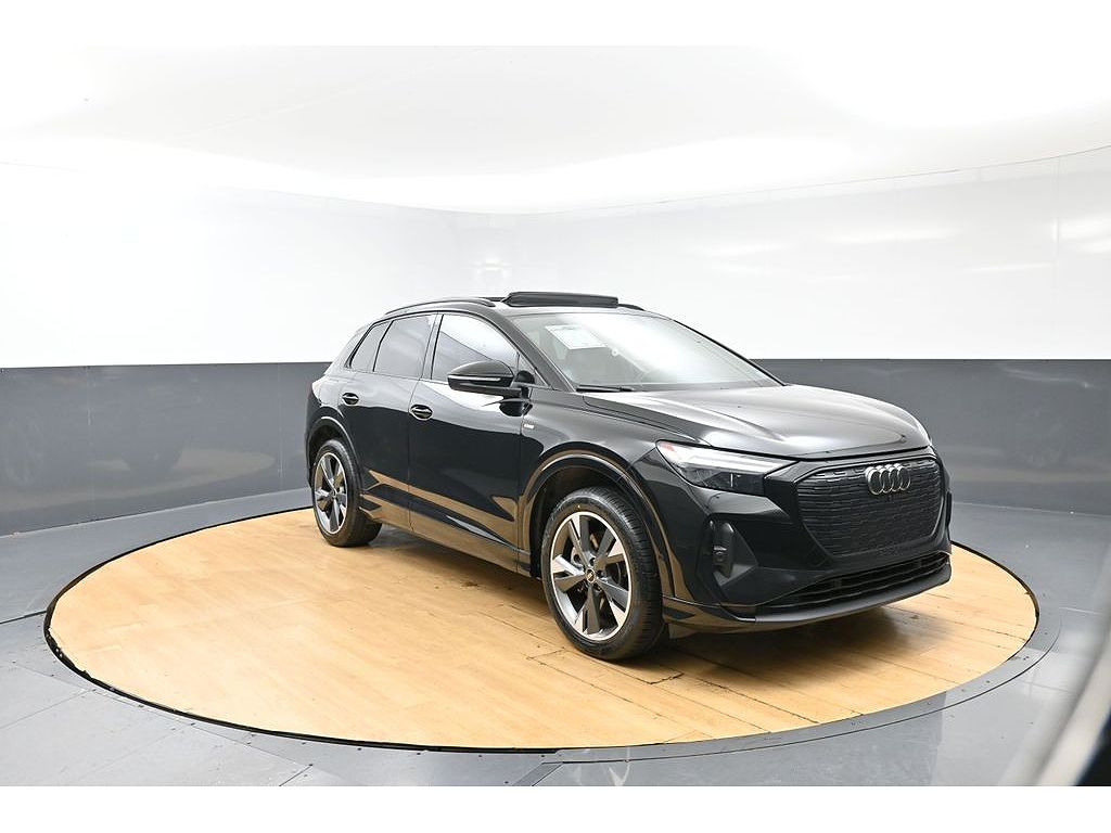 2023 Audi Q4 e-tron Premium Plus