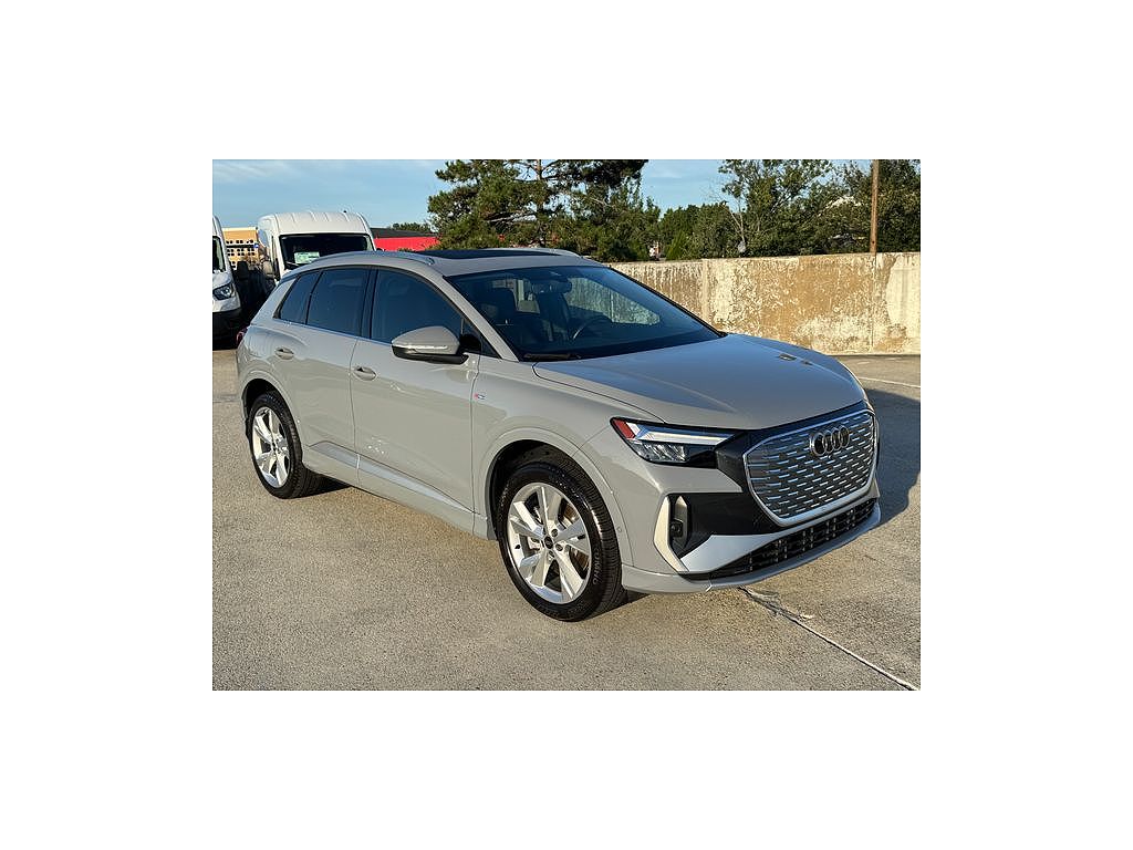 2023 Audi Q4 e-tron Premium Plus