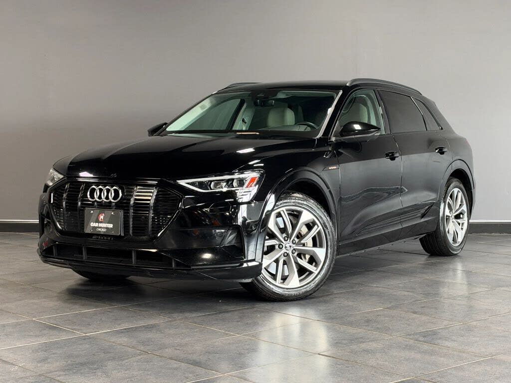 2021 Audi e-tron Premium Plus