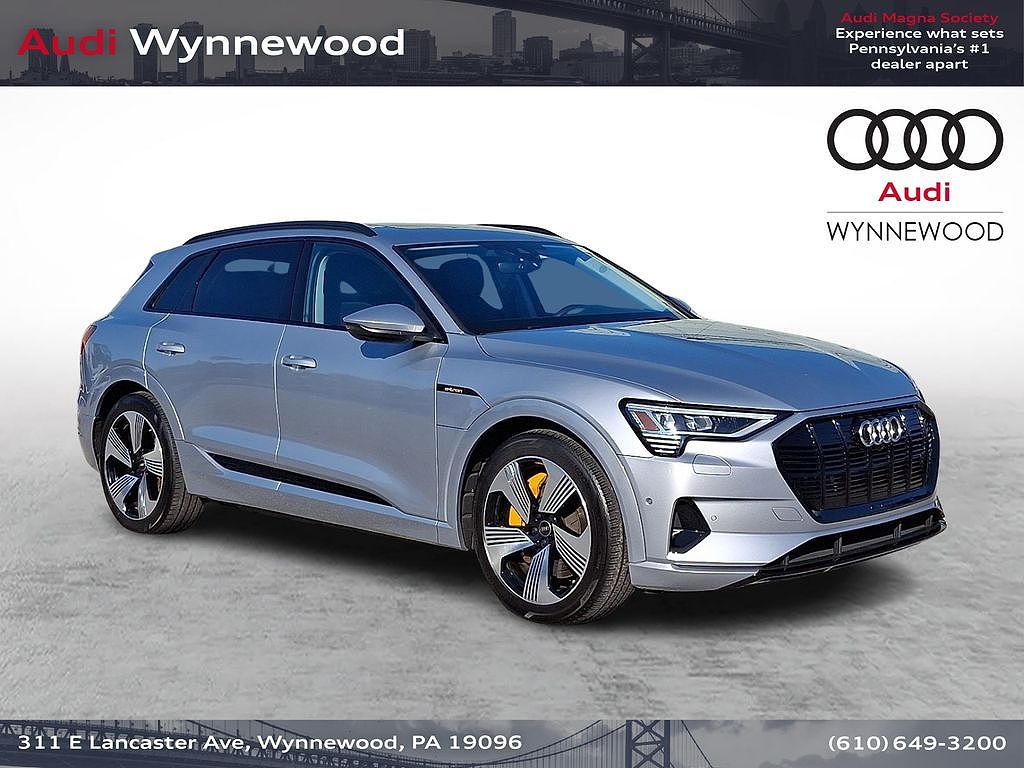 2023 Audi e-tron Premium Plus
