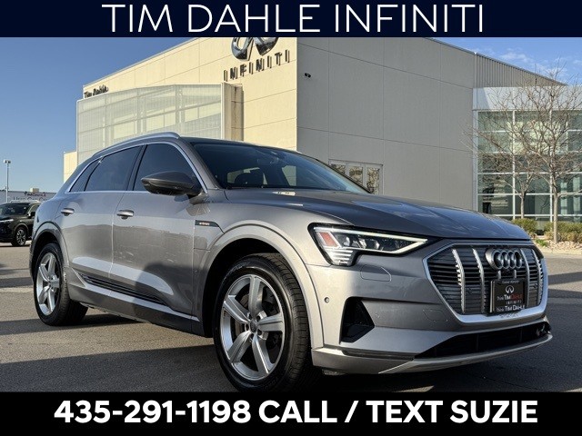 2019 Audi e-tron Premium Plus quattro
