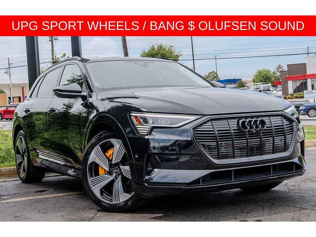 2023 Audi e-tron Premium Plus