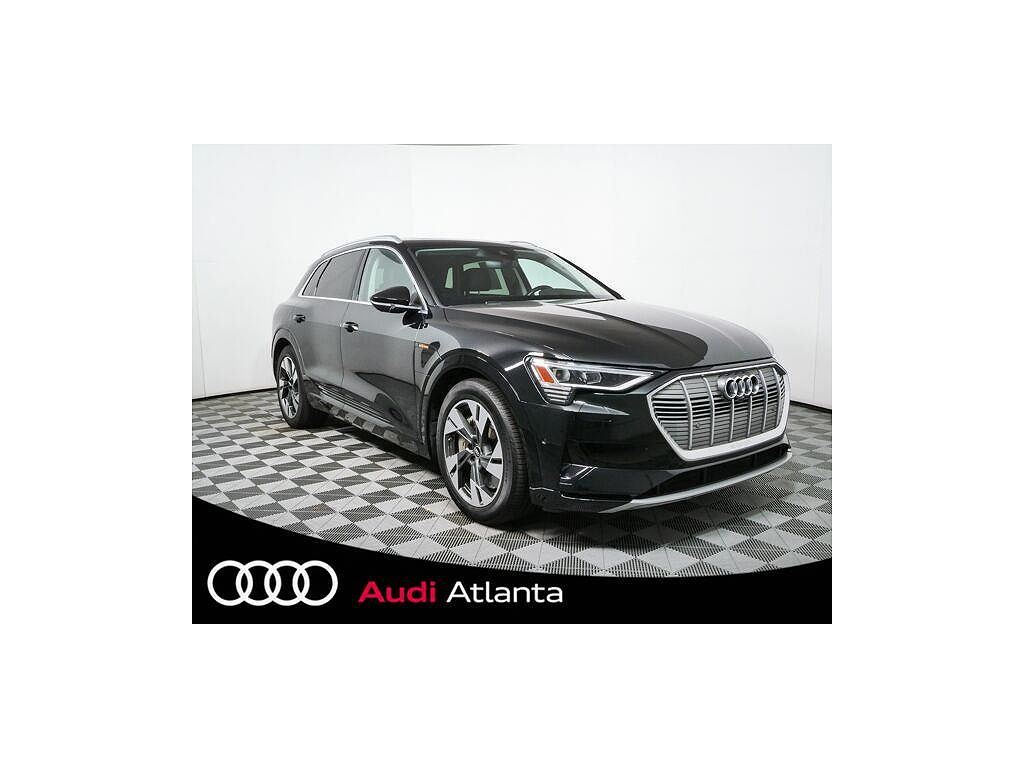 2023 Audi e-tron Premium Plus