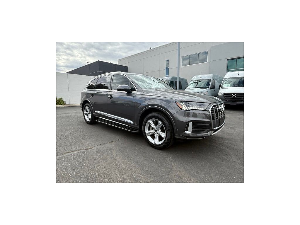 2024 Audi Q7 Premium Plus