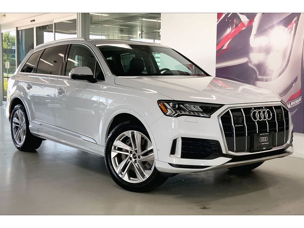 2023 Audi Q7 Premium Plus