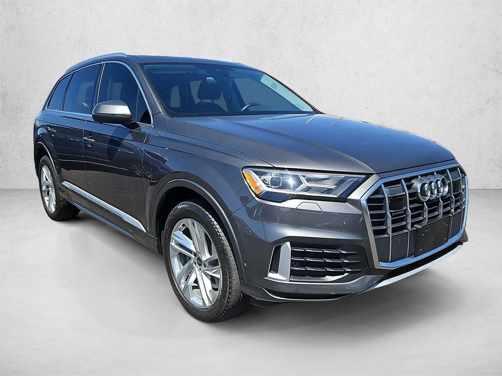 2023 Audi Q7 Premium Plus