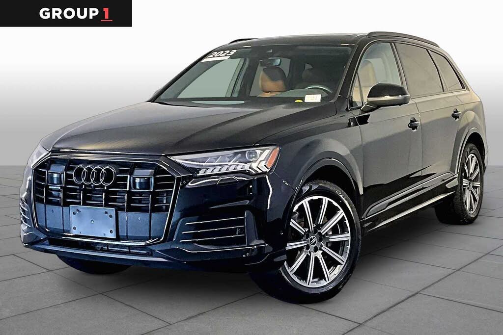 2023 Audi Q7 Premium Plus