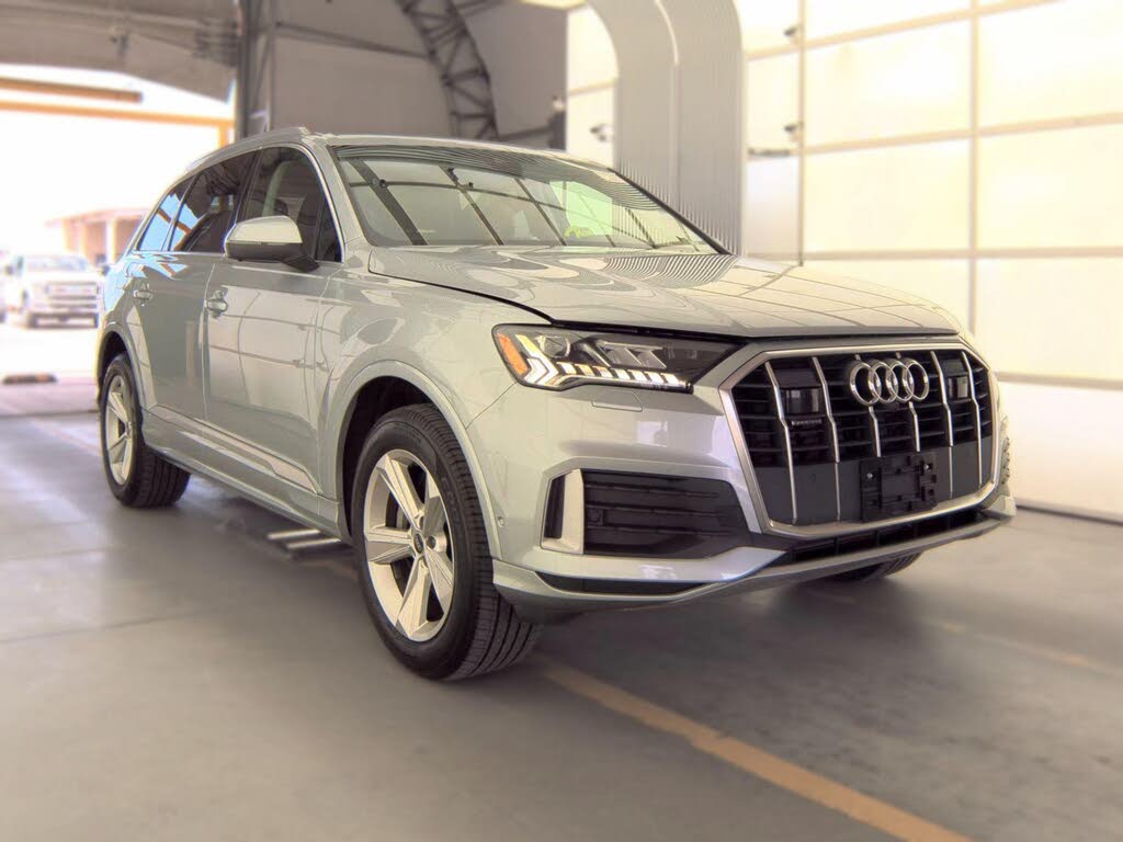 2024 Audi Q7 Premium Plus