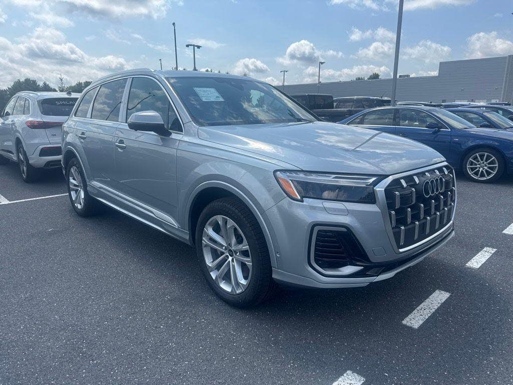 2026 Audi Q7 Premium Plus