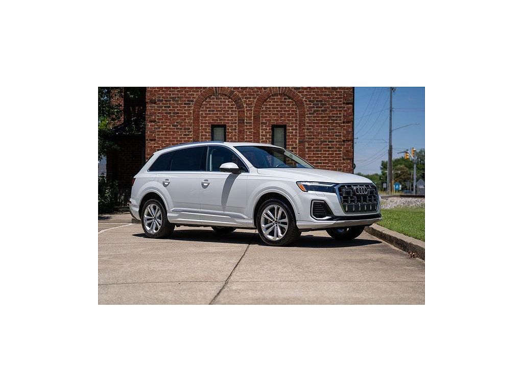 2025 Audi Q7 Premium Plus