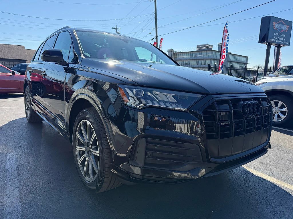 2024 Audi Q7 Premium Plus